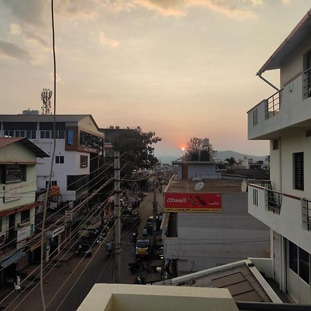 Nest Inn Service Rooms Chikmagalur Luaran gambar